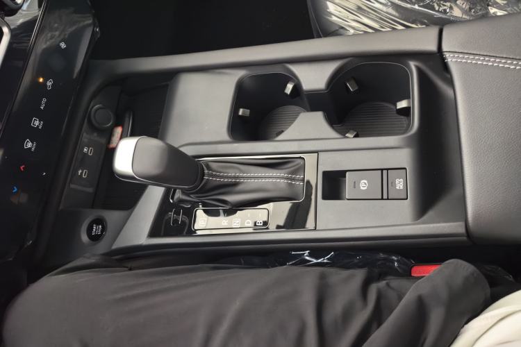 Used Nissan Sylphy 2026 1.6L CVT Enjoyment Technology Edition Interior 5