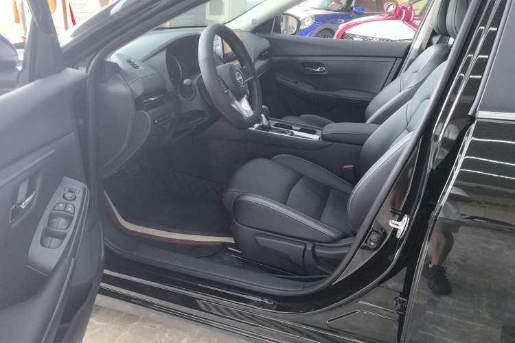Used Nissan Sylphy 2026 Model 1.6L CVT Genuine Edition Left Front Seat