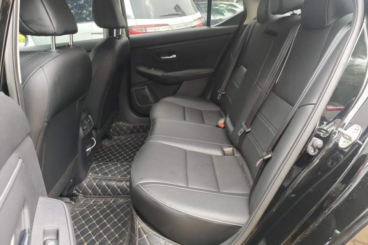Used Nissan Sylphy 2026 Model 1.6L CVT Enjoyment Edition Left Rear Seat