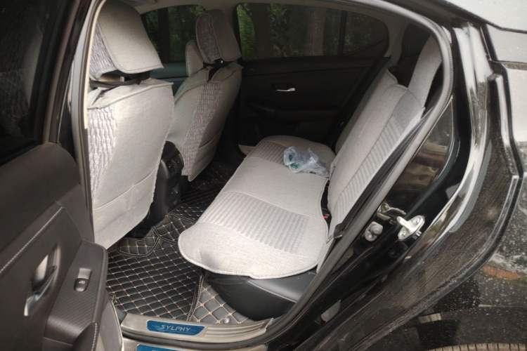 Used Nissan Sylphy 2026 Model 1.6L CVT Enjoyment Edition Left Rear Seat