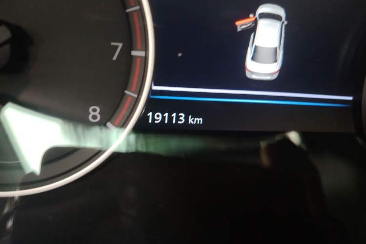 Used Nissan Sylphy 2026 Model 1.6L CVT Enjoyment Edition Odometer Close Up
