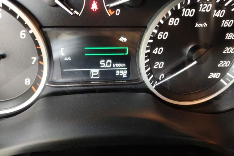 Used Nissan Sylphy 2026 Classic 1.6L CVT Peace of Mind Edition Odometer Close Up