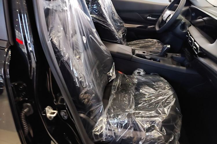Used Nissan Sylphy 2026 1.6L CVT Enjoyment Technology Edition Right Front Seat