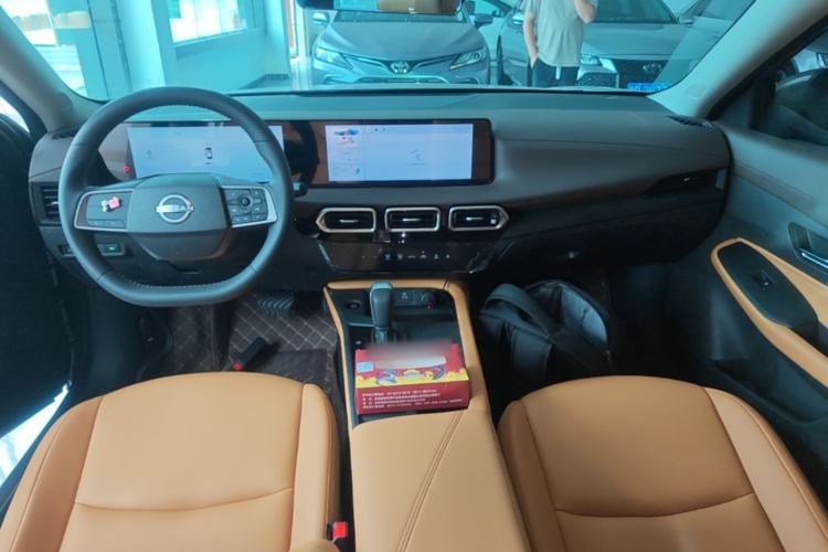 Used Nissan Sylphy 2026 1.6L CVT Enjoyment Technology Edition Center Console