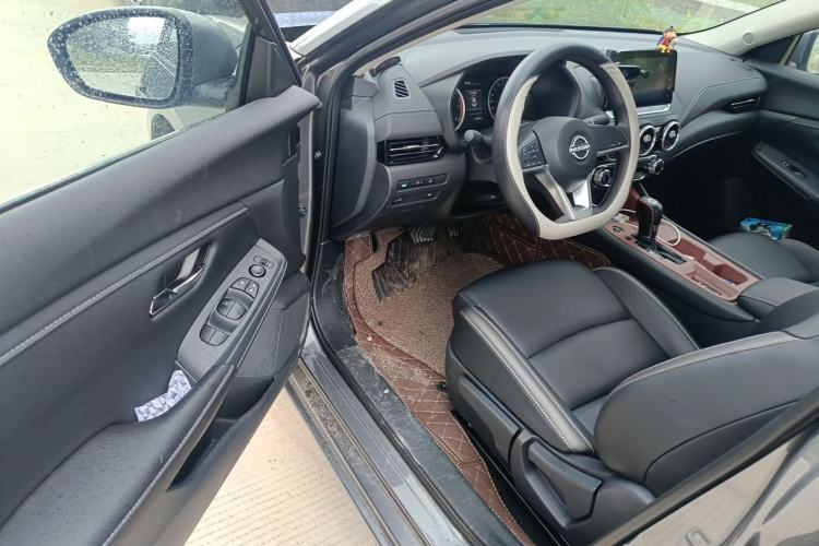 Used Nissan Sylphy 2026 Model 1.6L CVT Genuine Edition Driver Seat