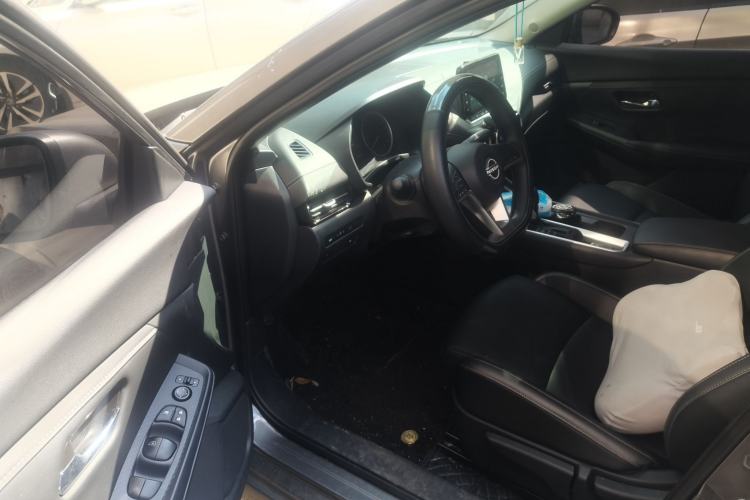 Used Nissan Sylphy 2026 Model 1.6L CVT Genuine Edition Driver Seat