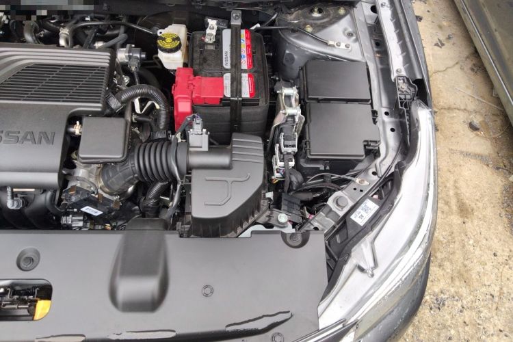 Used Nissan Sylphy 2026 Model 1.6L CVT Genuine Edition Engine Bay Left