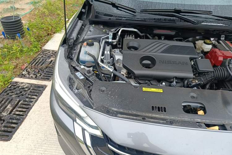 Used Nissan Sylphy 2026 Model 1.6L CVT Genuine Edition Engine Bay Right
