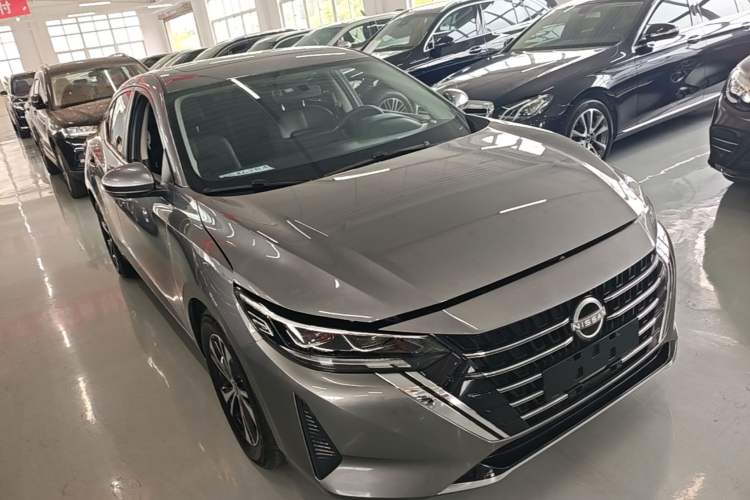 Used Nissan Sylphy 2026 Model 1.6L CVT Enjoyment Edition Front Right 45 Deg