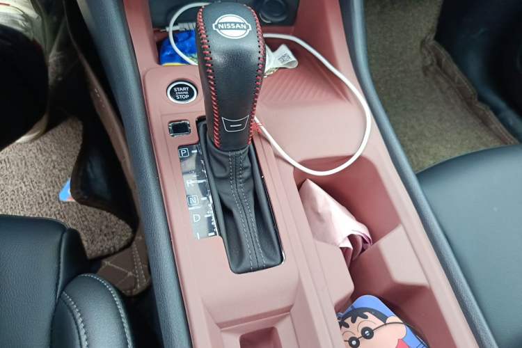 Used Nissan Sylphy 2026 Model 1.6L CVT Genuine Edition Gear Lever