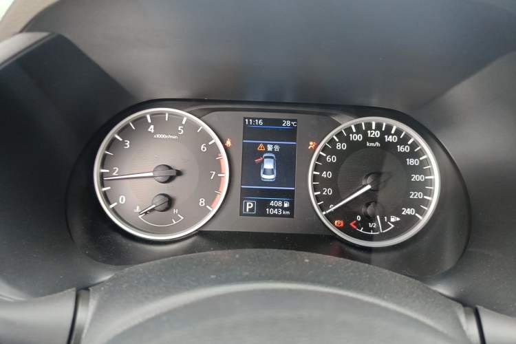 Used Nissan Sylphy 2026 Model 1.6L CVT Genuine Edition Instrument Cluster