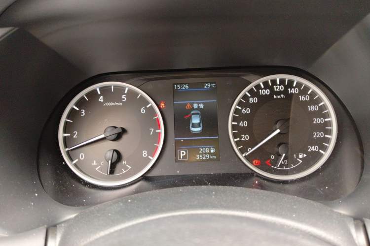 Used Nissan Sylphy 2026 Model 1.6L CVT Genuine Edition Instrument Cluster