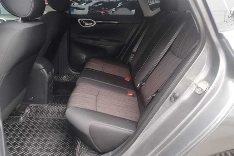 Used Nissan Sylphy 2026 Classic 1.6L CVT Peace of Mind Edition Left Rear Seat