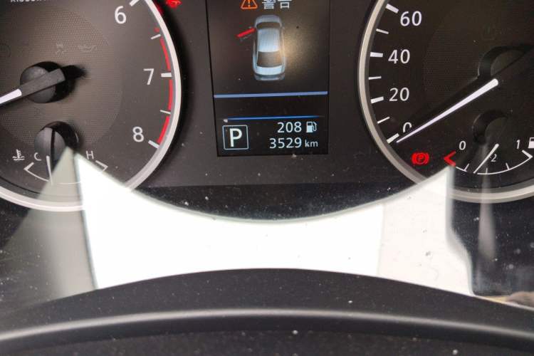 Used Nissan Sylphy 2026 Model 1.6L CVT Genuine Edition Odometer Close Up