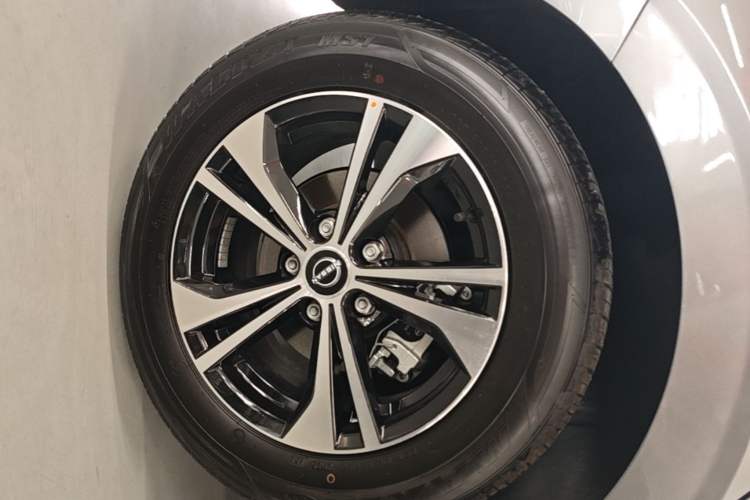 Used Nissan Sylphy 2026 Model 1.6L CVT Enjoyment Edition Right Rear Wheel Hub