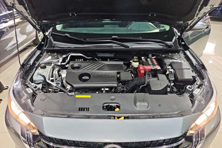 Used Nissan Sylphy 2026 Model 1.6L CVT Worry-Free Edition Engine Bay