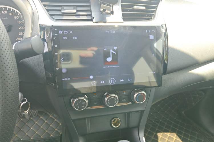 Used Nissan Sylphy 2026 Classic 1.6L CVT Comfort Edition Audio And AC Panel