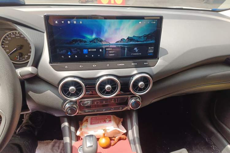 Used Nissan Sylphy 2026 Model 1.6L CVT Worry-Free Edition Audio And AC Panel