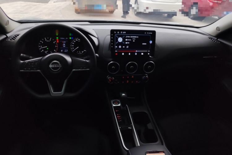 Used Nissan Sylphy 2026 Model 1.6L CVT Worry-Free Edition Center Console
