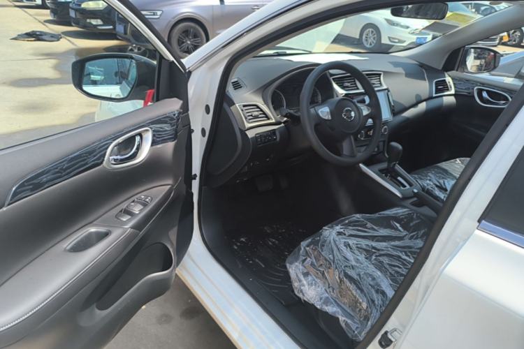 Used Nissan Sylphy 2026 Classic 1.6L CVT Peace of Mind Edition Driver Seat