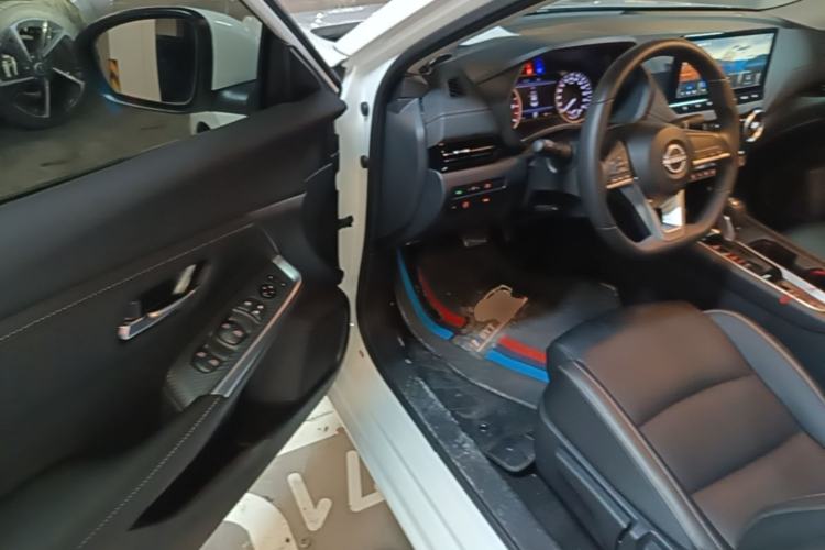 Used Nissan Sylphy 2026 Model 1.6L CVT Enjoyment Edition Driver Seat