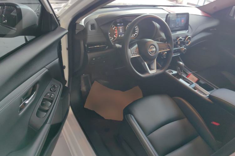 Used Nissan Sylphy 2026 Model 1.6L CVT Genuine Edition Driver Seat