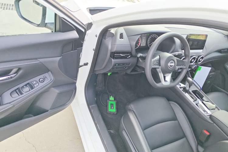 Used Nissan Sylphy 2026 Model 1.6L CVT Genuine Edition Driver Seat