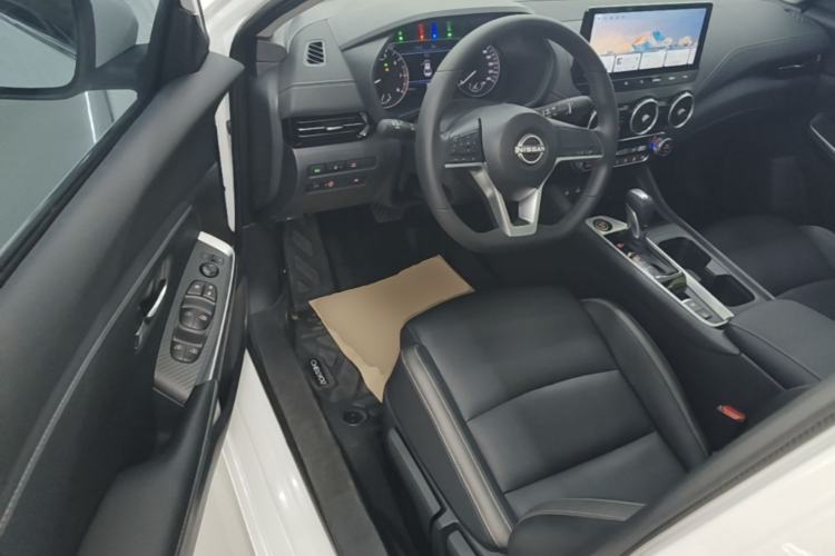Used Nissan Sylphy 2026 Model 1.6L CVT Enjoyment Edition Driver Seat