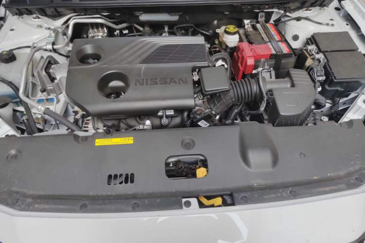 Used Nissan Sylphy 2026 Model 1.6L CVT Worry-Free Edition Engine Bay