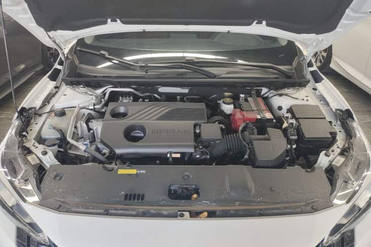 Used Nissan Sylphy 2026 Model 1.6L CVT Worry-Free Edition Engine Bay