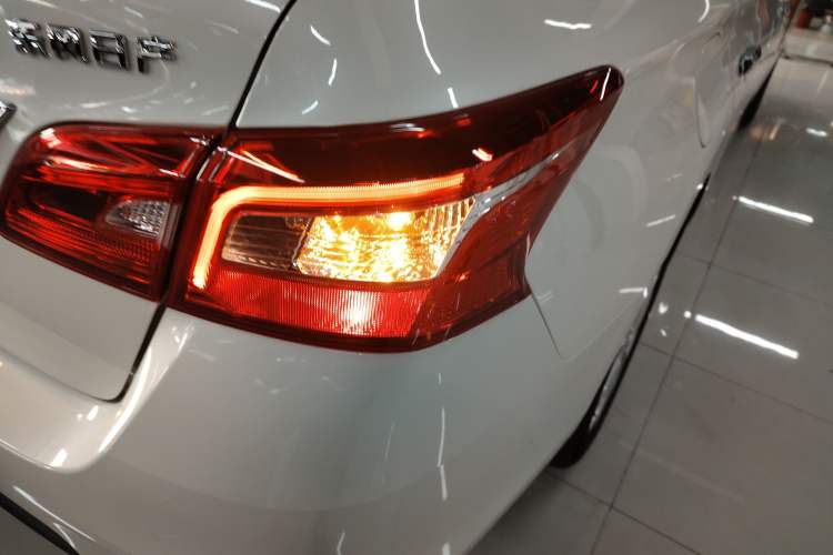 Used Nissan Sylphy 2026 Classic 1.6L CVT Comfort Edition Exterior 3