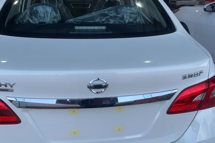 Used Nissan Sylphy 2026 Classic 1.6L CVT XE Comfort Sunroof Edition Exterior 4