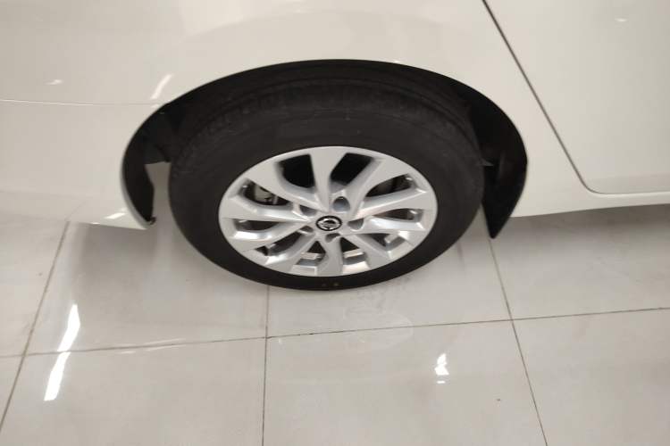 Used Nissan Sylphy 2026 Classic 1.6L CVT Comfort Edition Exterior 5