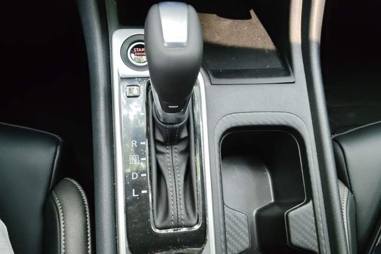 Used Nissan Sylphy 2026 Model 1.6L CVT Intelligent Driving Edition Gear Lever