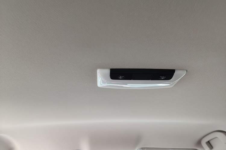 Used Nissan Sylphy 2026 Model 1.6L CVT Worry-Free Edition Headliner