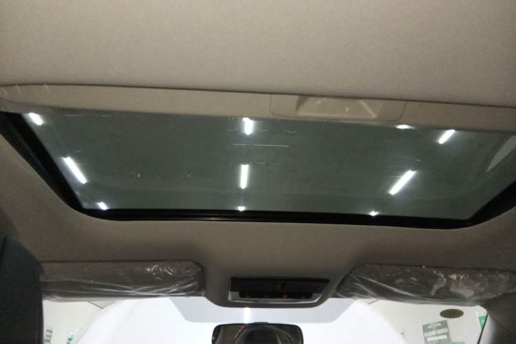 Used Nissan Sylphy 2026 Model 1.6L CVT Genuine Edition Headliner