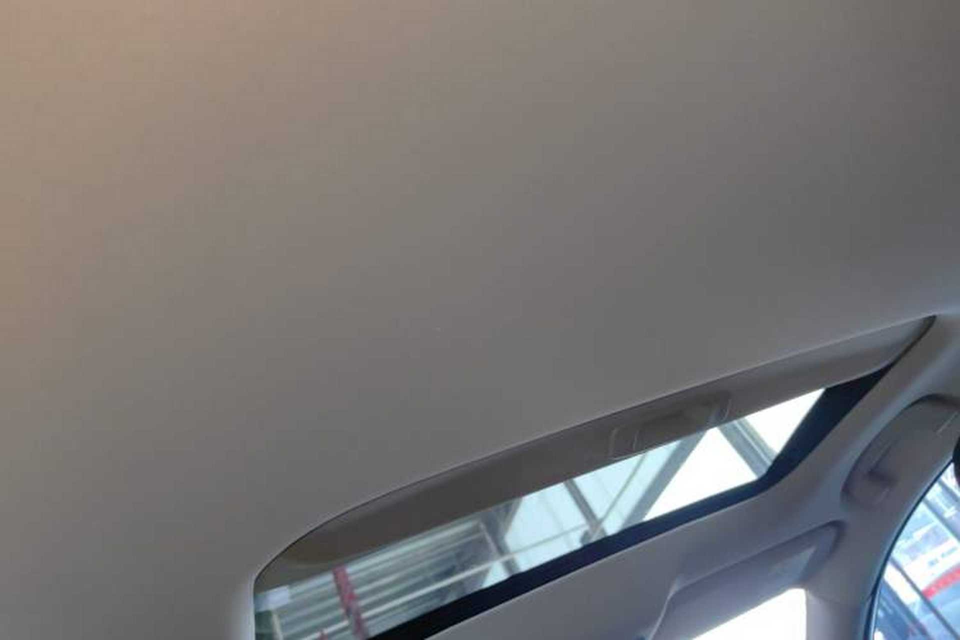 Used Nissan Sylphy 2026 Model 1.6L CVT Genuine Edition Headliner