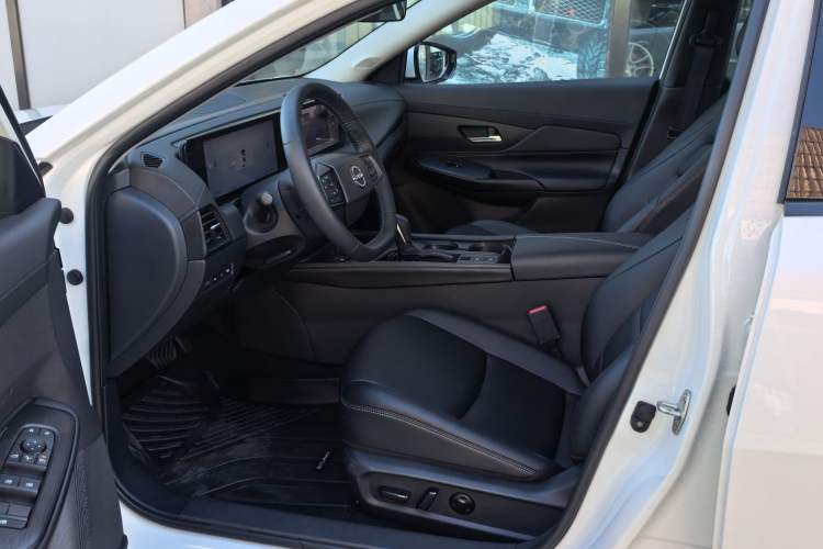 Used Nissan Sylphy 2026 Basic Model Interior 2