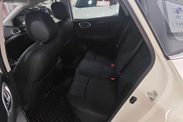 Used Nissan Sylphy 2026 Classic 1.6L CVT Comfort Edition Interior 4
