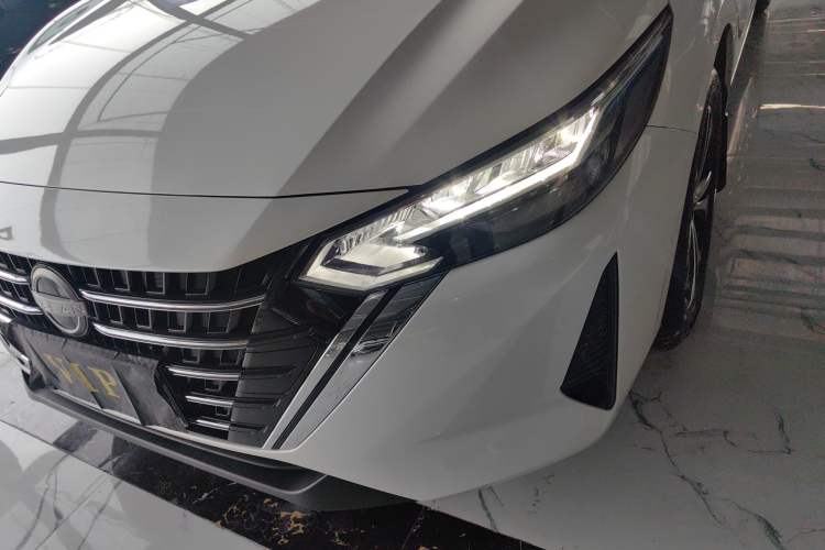 Used Nissan Sylphy 2026 Model 1.6L CVT Genuine Edition Left Front Headlight