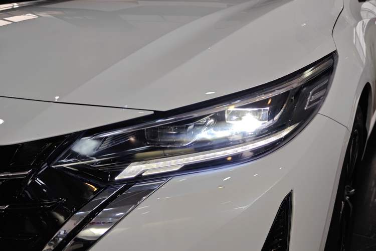 Used Nissan Sylphy 2026 Model 1.6L CVT Enjoyment Edition Left Front Headlight