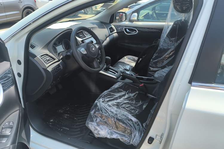 Used Nissan Sylphy 2026 Classic 1.6L CVT Peace of Mind Edition Left Front Seat
