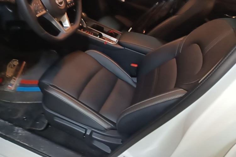 Used Nissan Sylphy 2026 Model 1.6L CVT Enjoyment Edition Left Front Seat