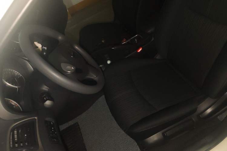 Used Nissan Sylphy 2026 Classic 1.6L CVT Peace of Mind Edition Left Front Seat