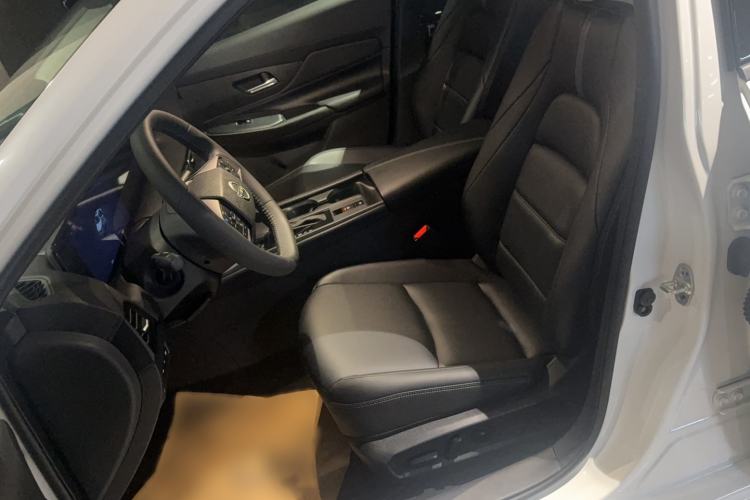 Used Nissan Sylphy 2026 Basic Model Left Front Seat