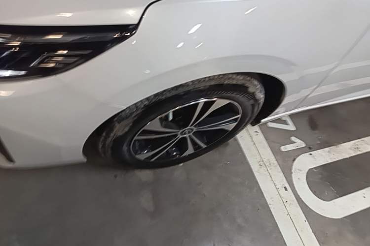 Used Nissan Sylphy 2026 Model 1.6L CVT Enjoyment Edition Left Front Wheel Hub
