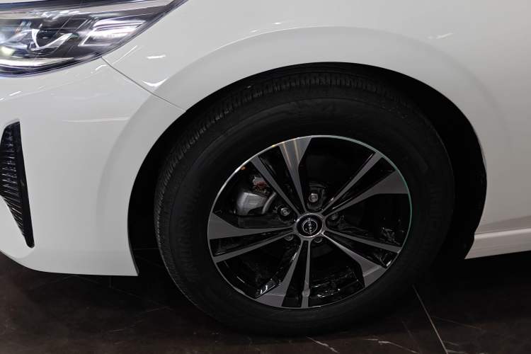 Used Nissan Sylphy 2026 Model 1.6L CVT Enjoyment Edition Left Front Wheel Hub