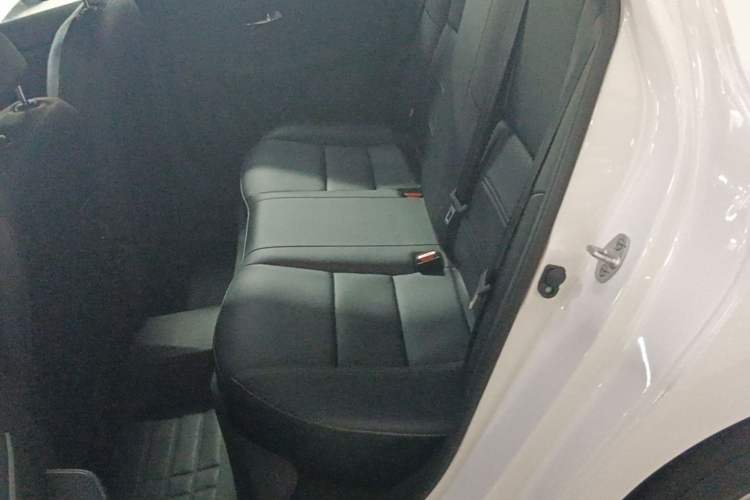 Used Nissan Sylphy 2026 Model 1.6L CVT Genuine Edition Left Rear Seat