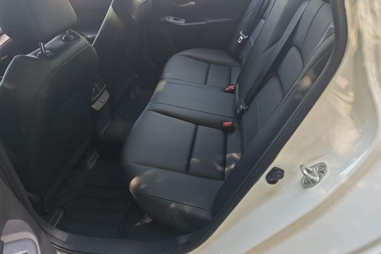 Used Nissan Sylphy 2026 Basic Model Left Rear Seat