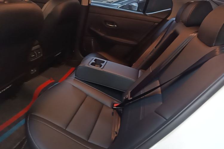 Used Nissan Sylphy 2026 Model 1.6L CVT Enjoyment Edition Left Rear Seat